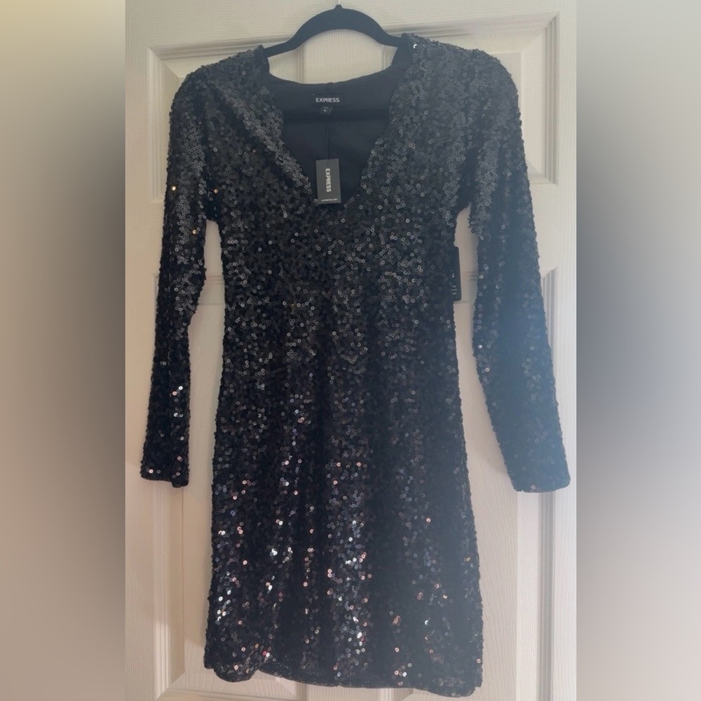 Express Sequin Cocktail Mini Dress NWT Size Small Black Id 90105